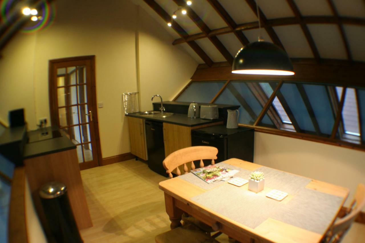 Hooters Apartment Ev Point Wadebridge Extérieur photo