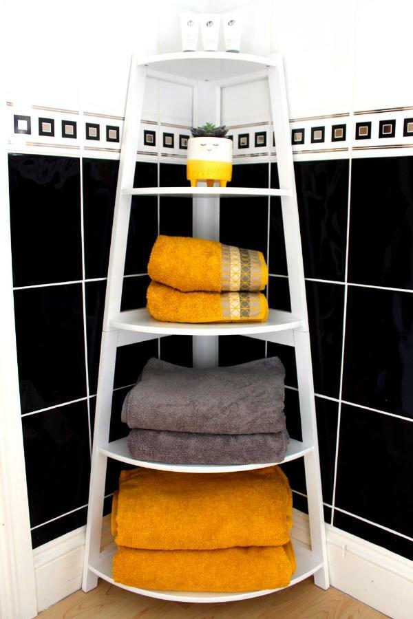 Hooters Apartment Ev Point Wadebridge Extérieur photo
